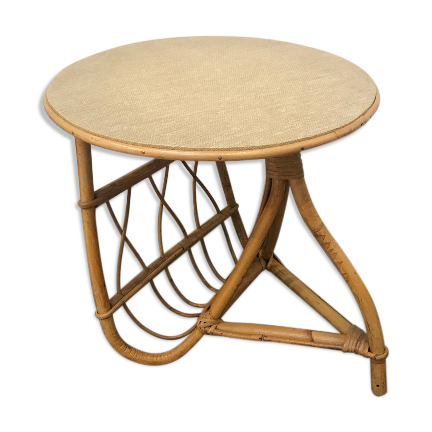 Table carries rattan magazines rack