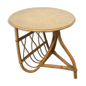 Table porte revues en rotin