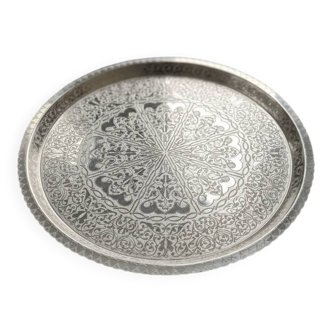 Silver-plated metal serving tray with chiseled finish #PLMR