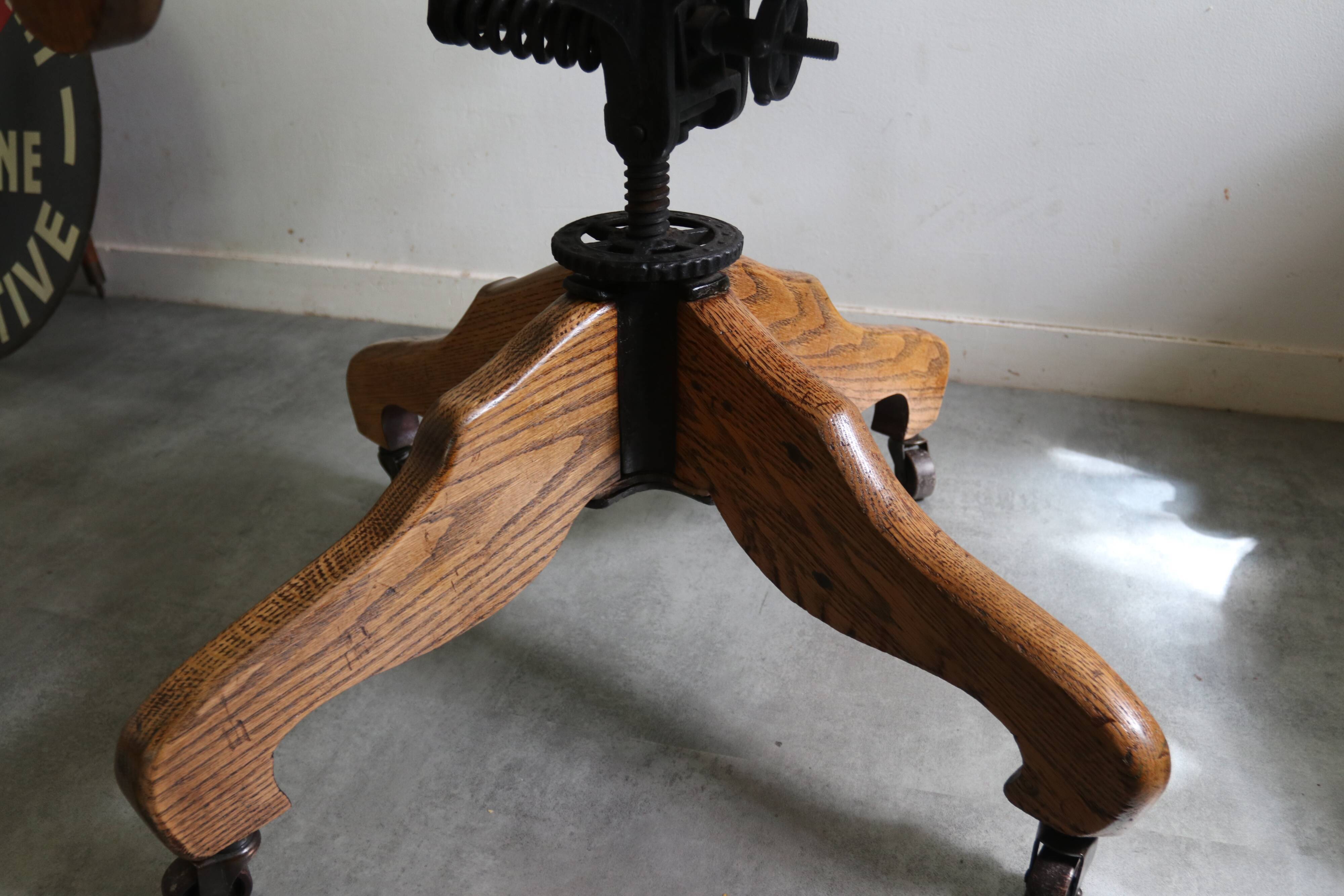 American office chair circa 1950