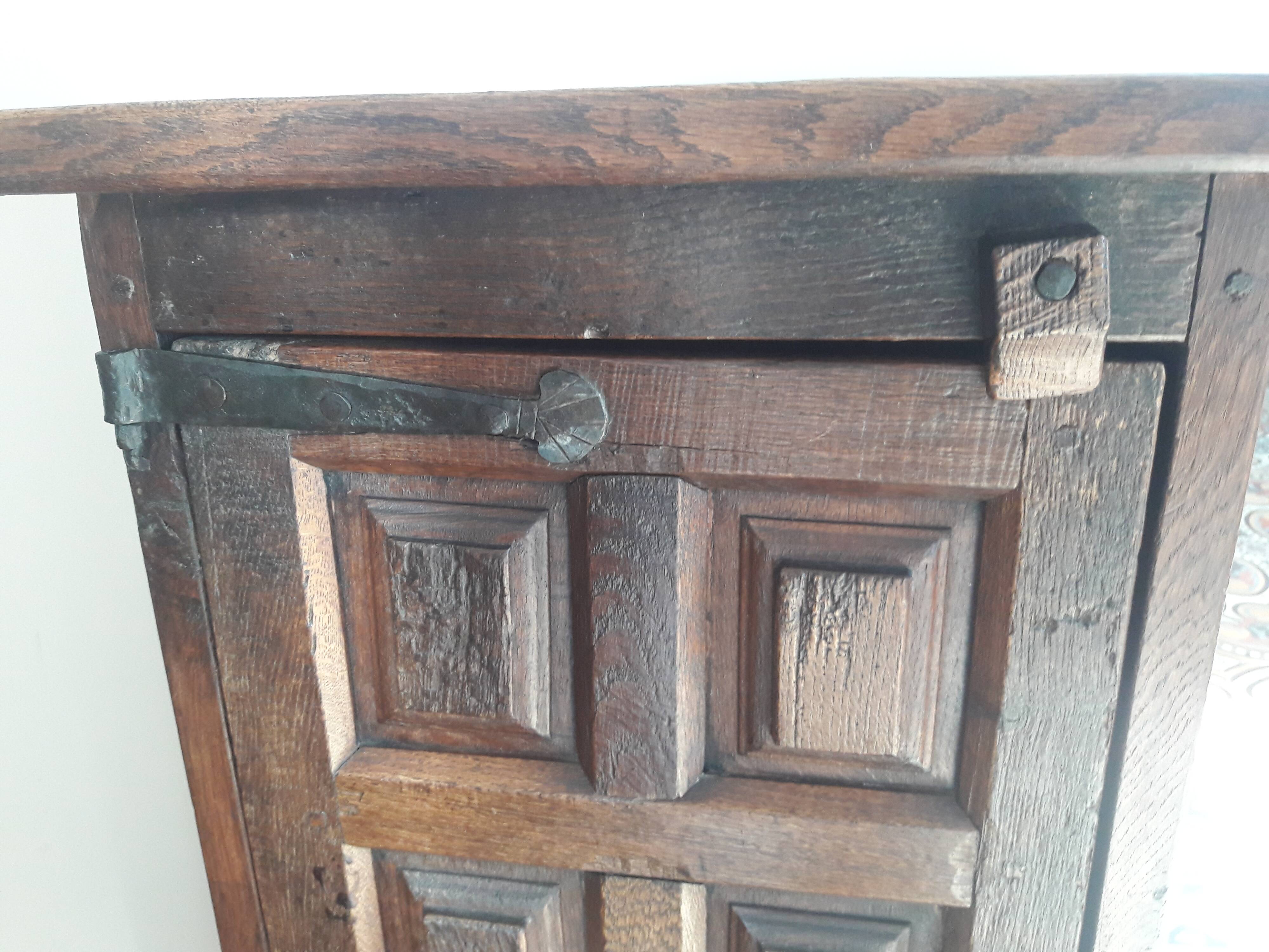 Rustic entrance furniture a carved door solid oak style with fitting