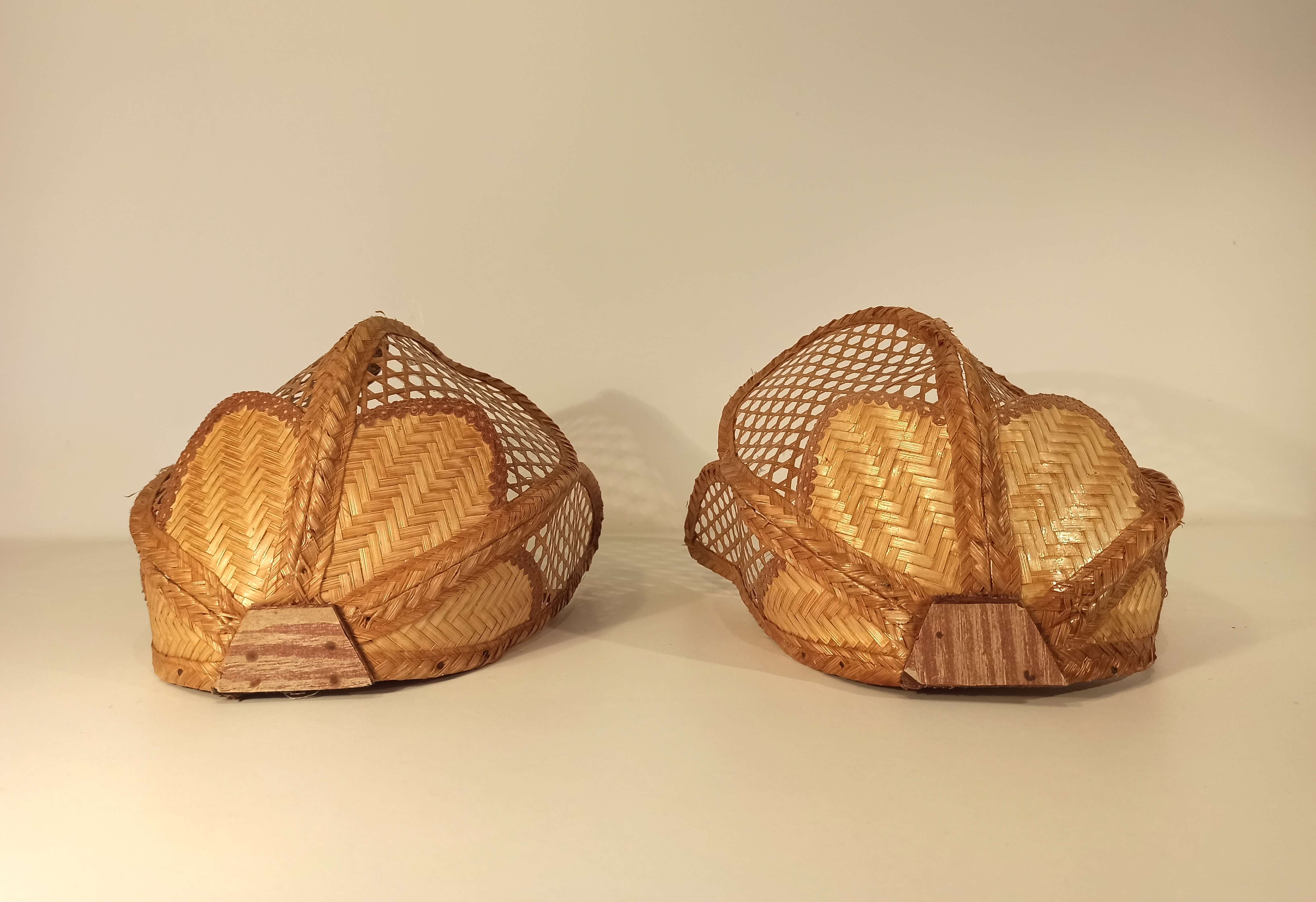 Pair of vintage 1960 wicker wall lamps and cannage half flower shape