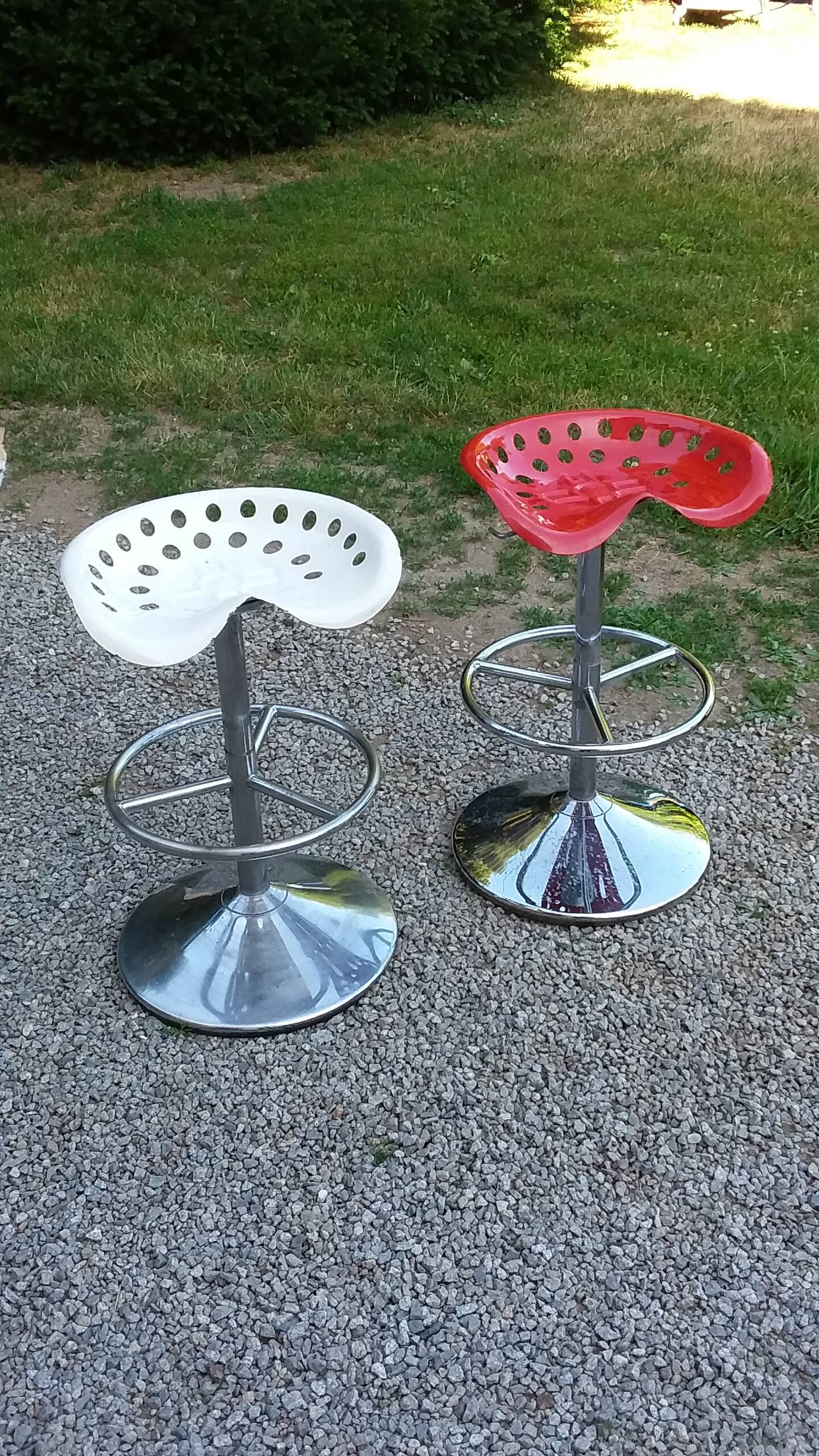 Pair of Etienne Fermigier designer stools, Mirima mower model, publisher