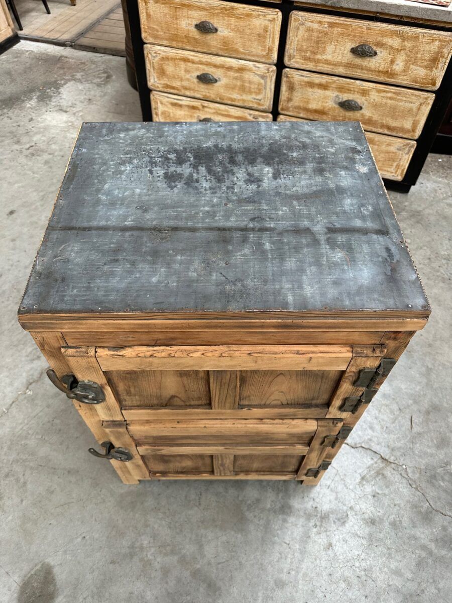 1920s icebox furniture