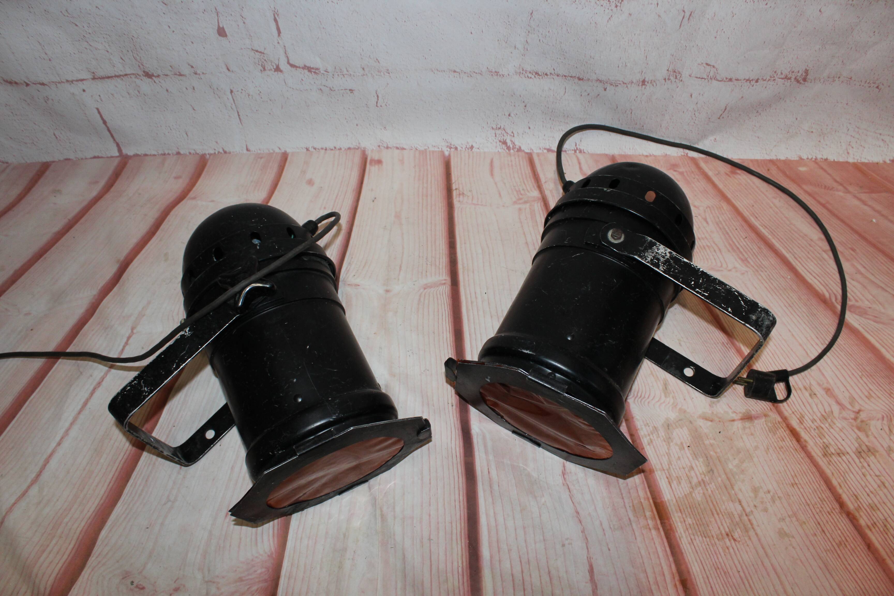 Old projectors, cinema lamps,