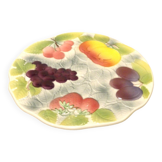 Saint Clément barbotine pie dish with relief fruit decoration