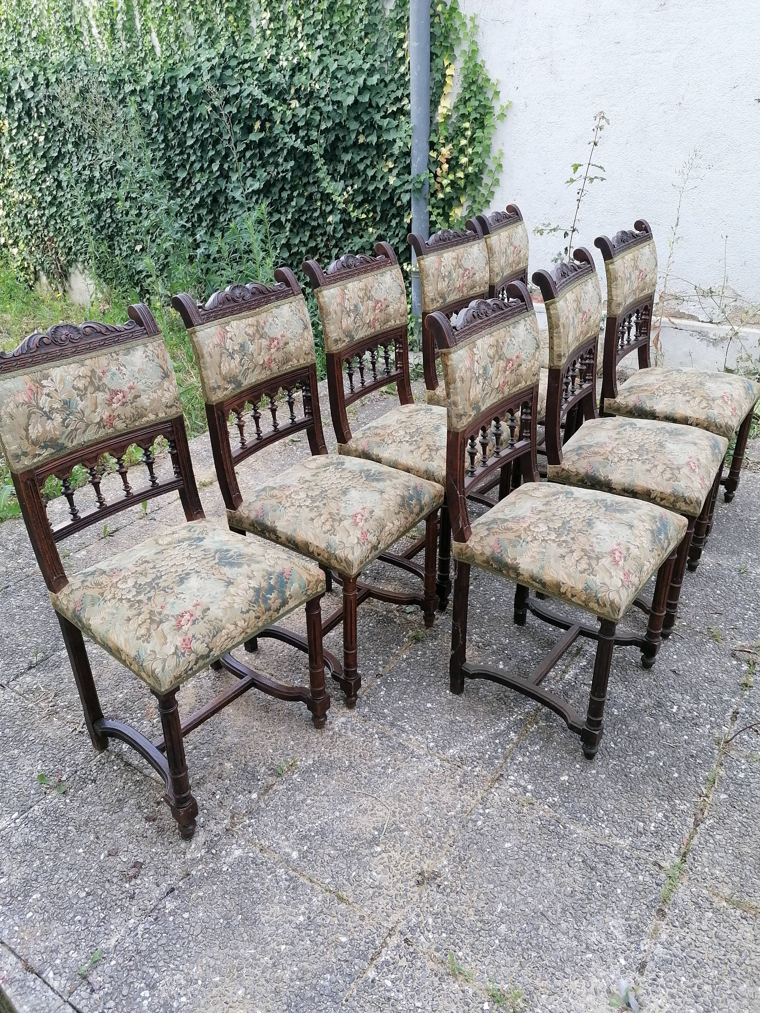 8 henri chairs