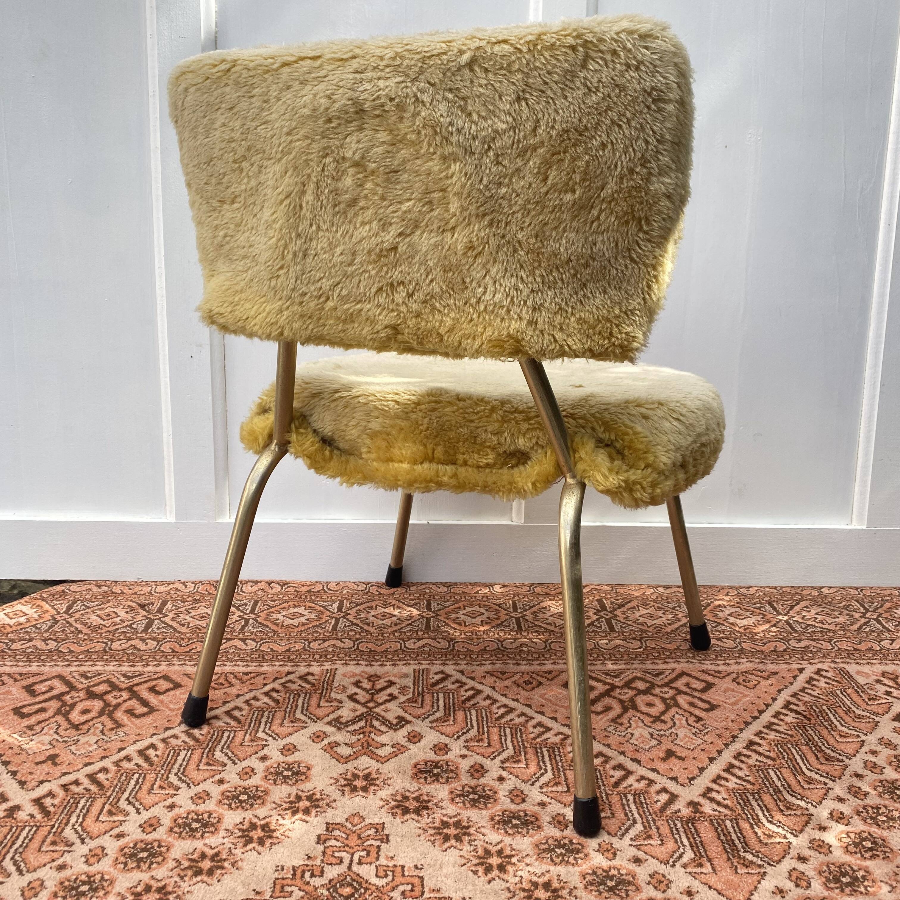 Chaise "moumoute" enfant années 60-70