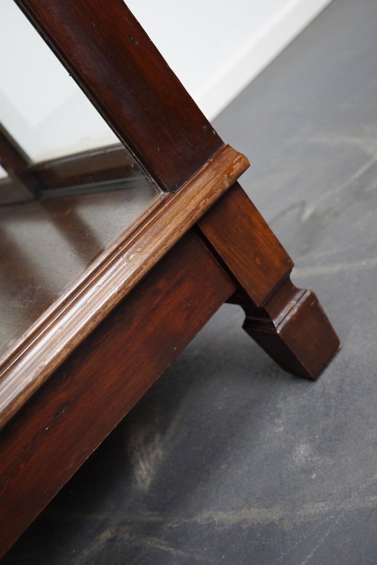 Shop window early 20th century