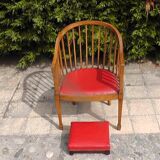 Fauteuil et repose pieds cuir Rouge
