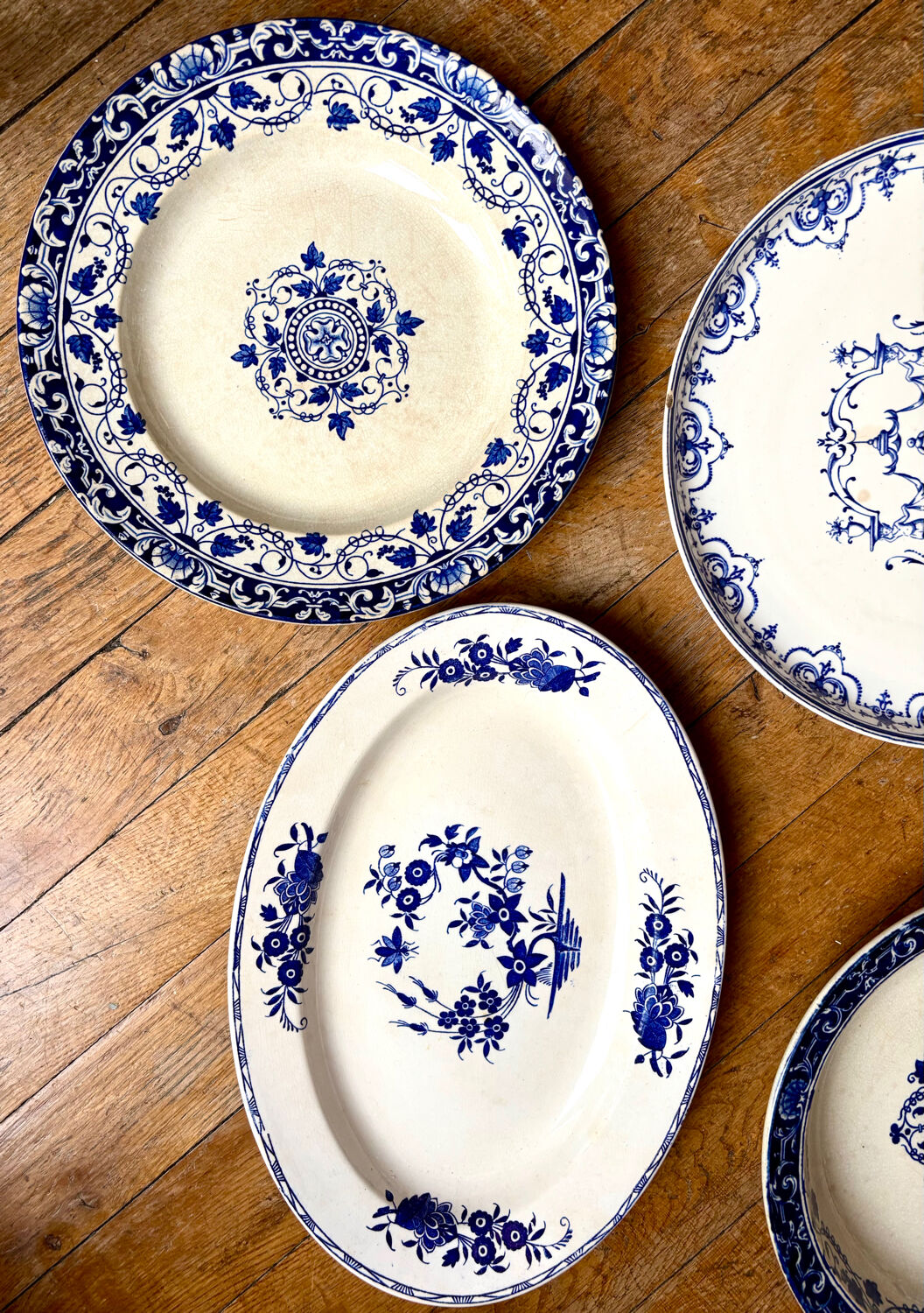 5 large serving plates, French production