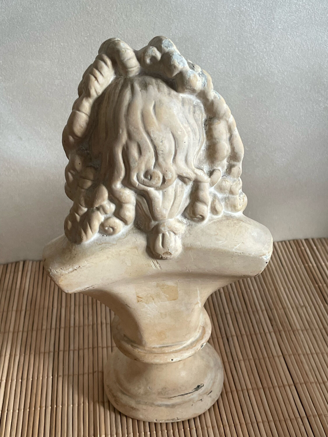 Buste en plâtre Handels