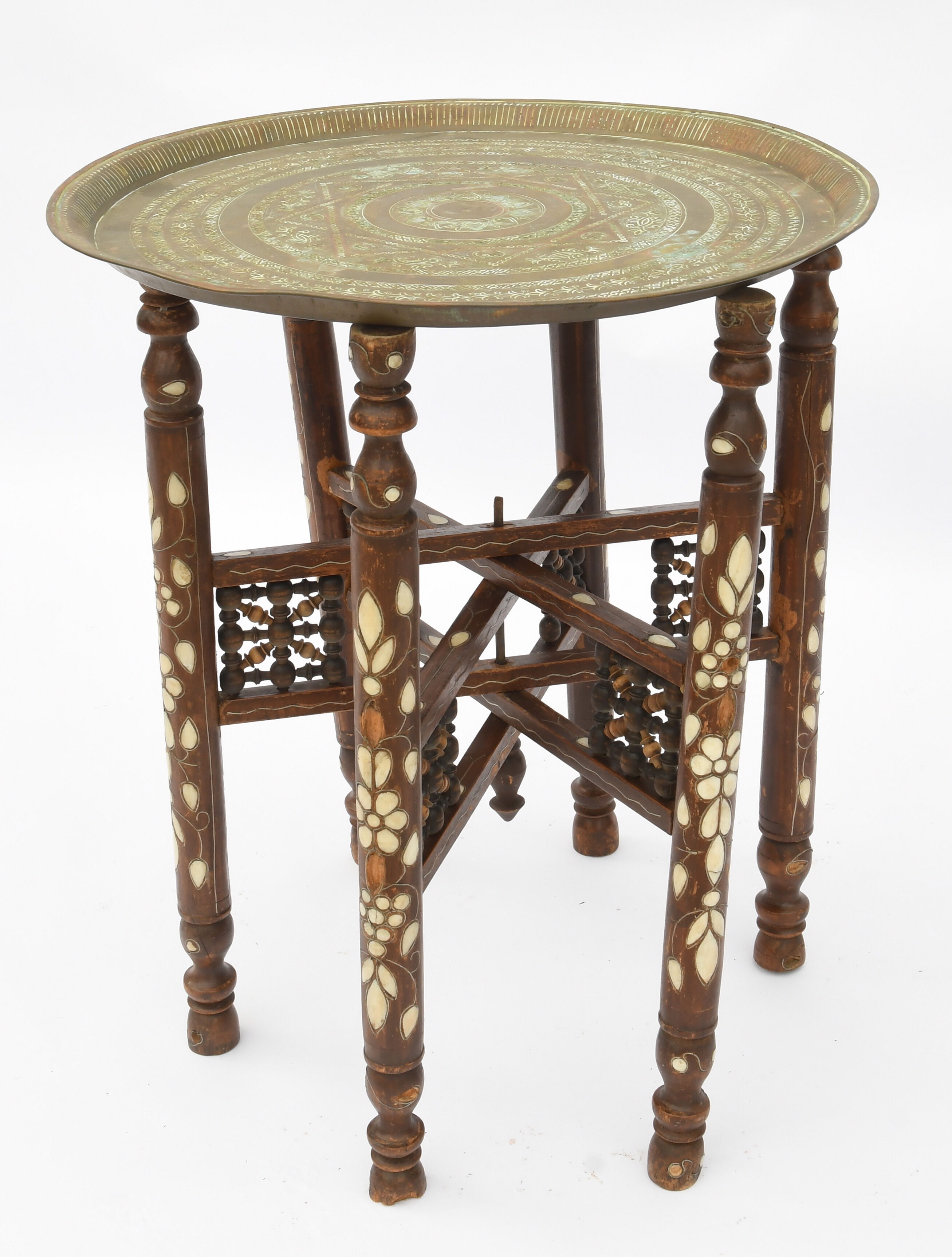 Eastern pedestal table