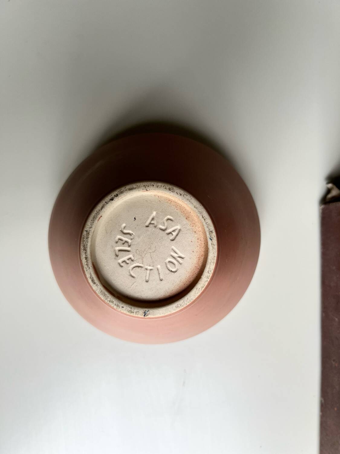 Sculptural vase in matte nude ceramic, Asa design 1980.