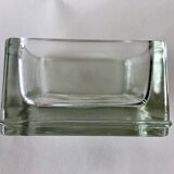 Massive glass pavement