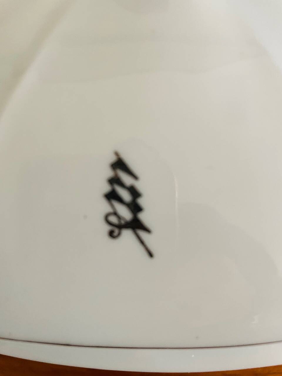 Art Deco soup tureen by Victoria China Czechoslovakia, 1920s