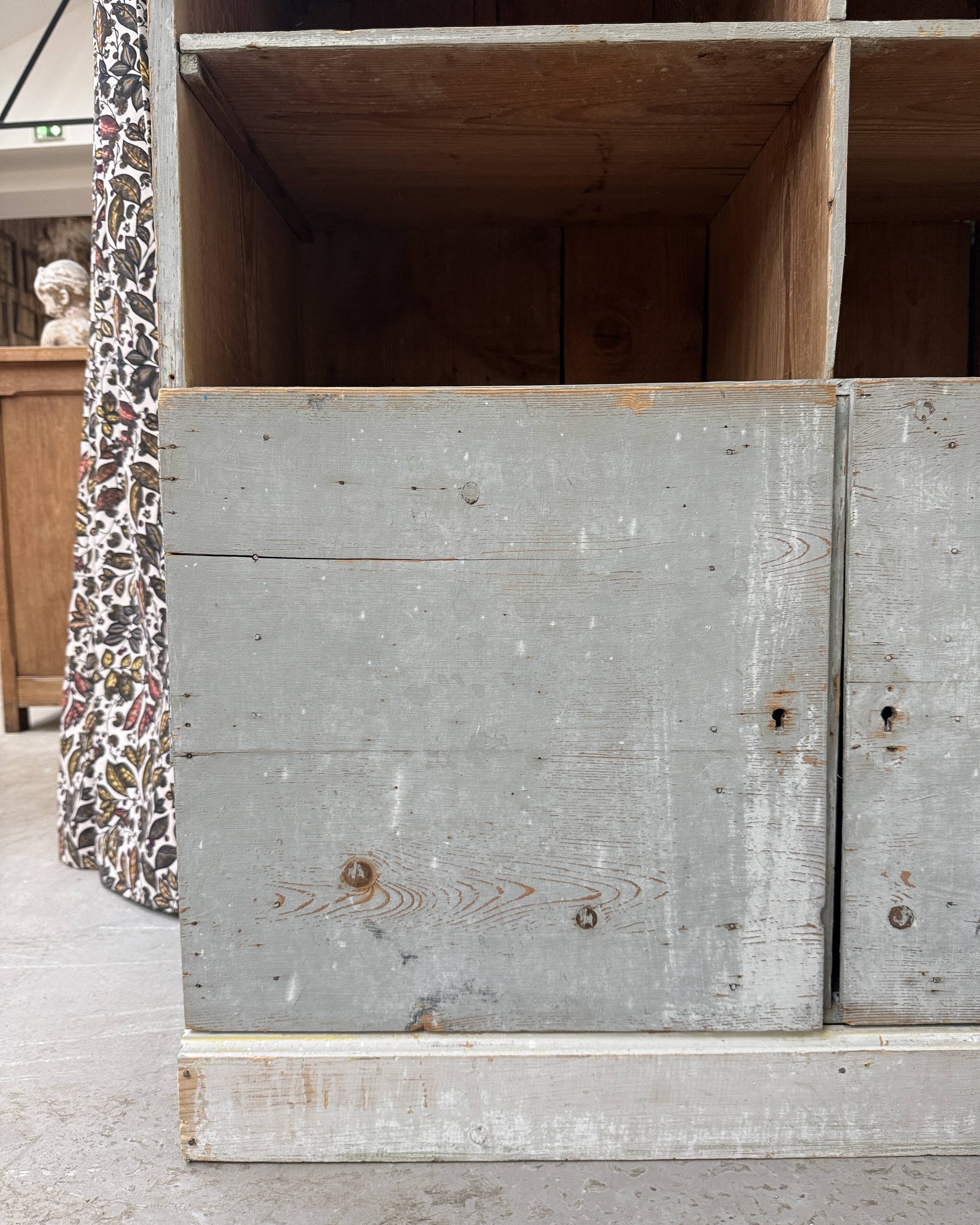 Patinated workshop furniture with compartments (renovated)