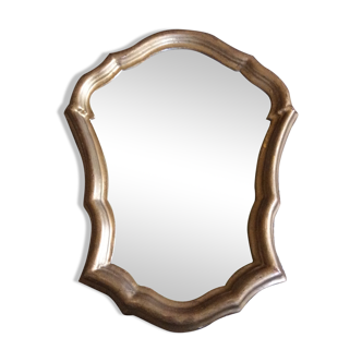 Miroir en bois doré