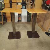 Eats standing up