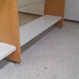 Double-sided workshop shelf