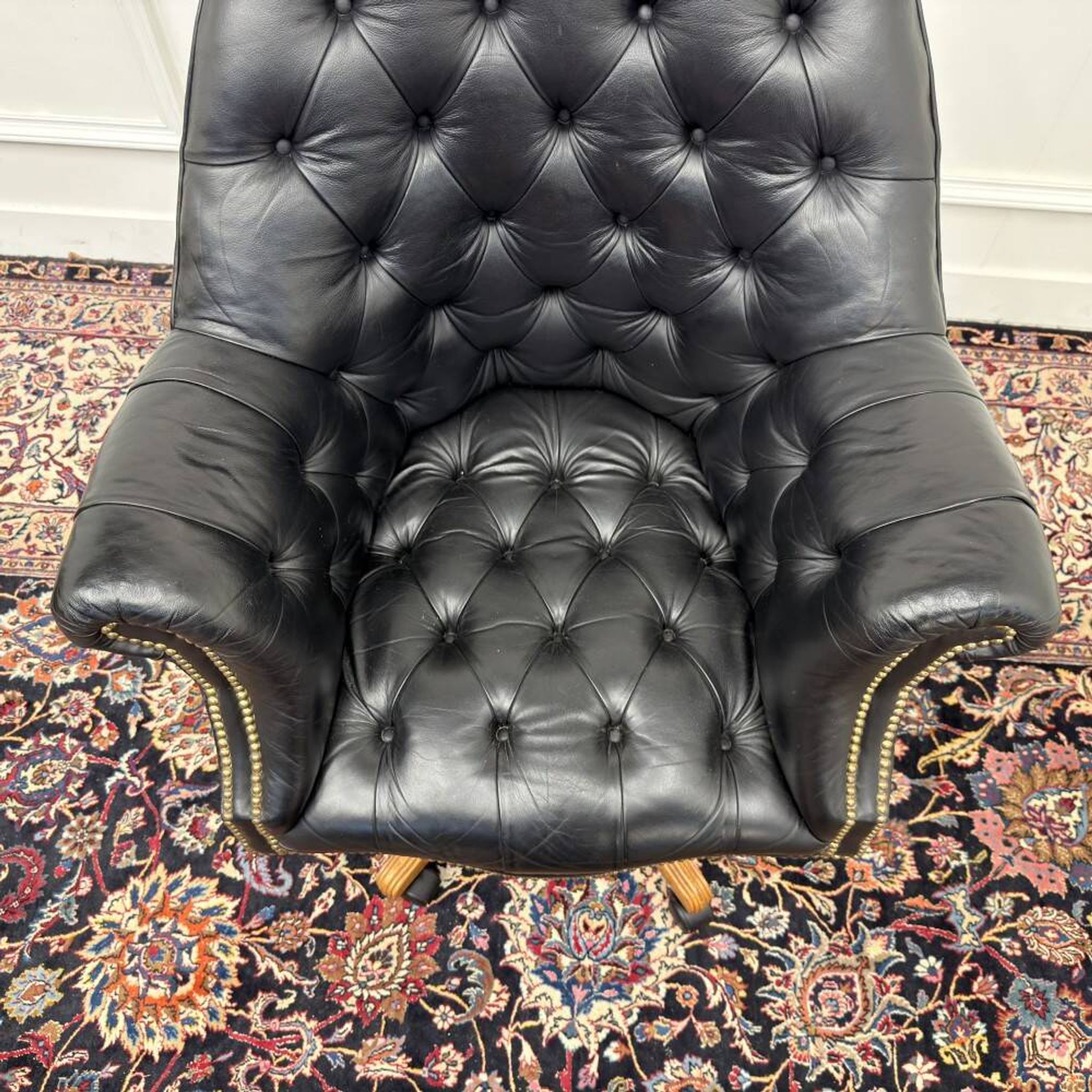 Classic English Chesterfield Desk Chair Black