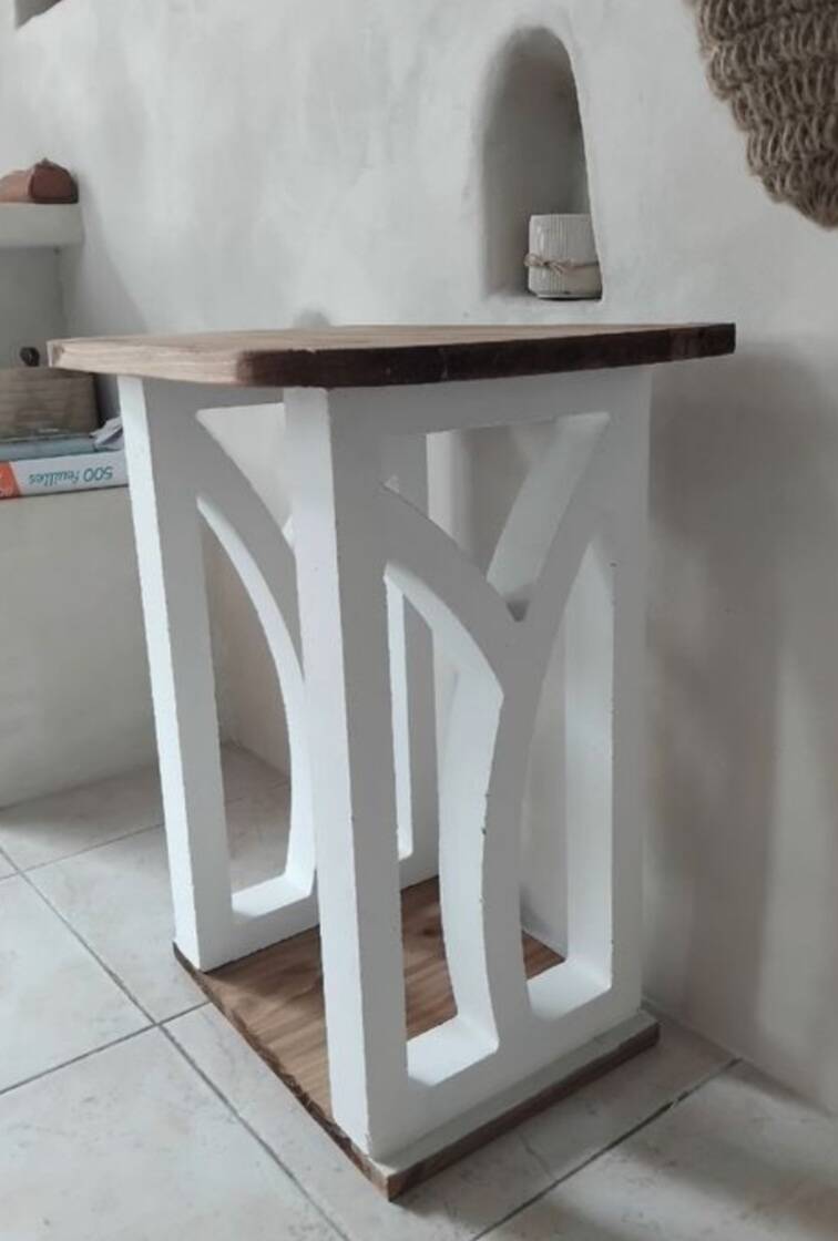 Tables de chevet artisanales bois & blanc, style méditerranéen (lot/unité)