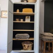 Armoire parisienne
