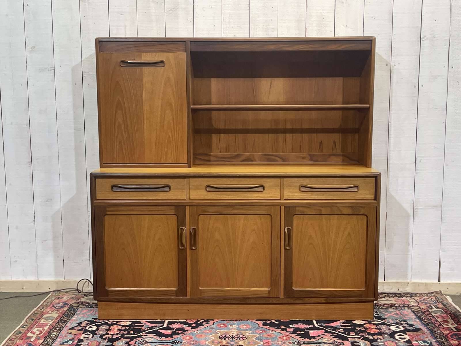 Enfilade bar GPLAN in teak from the 1970s.