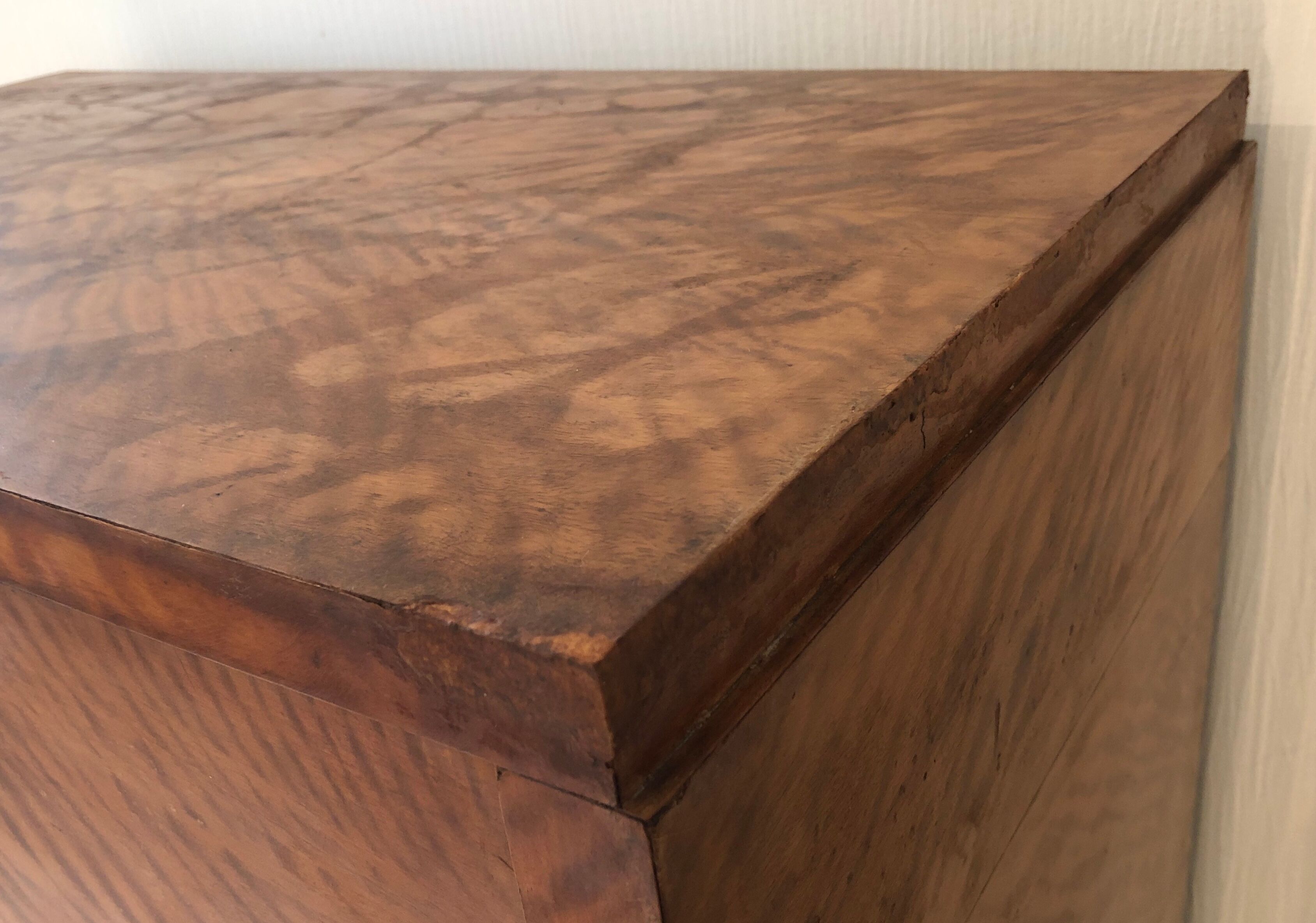 Storage unit art deco style in burled satinwood