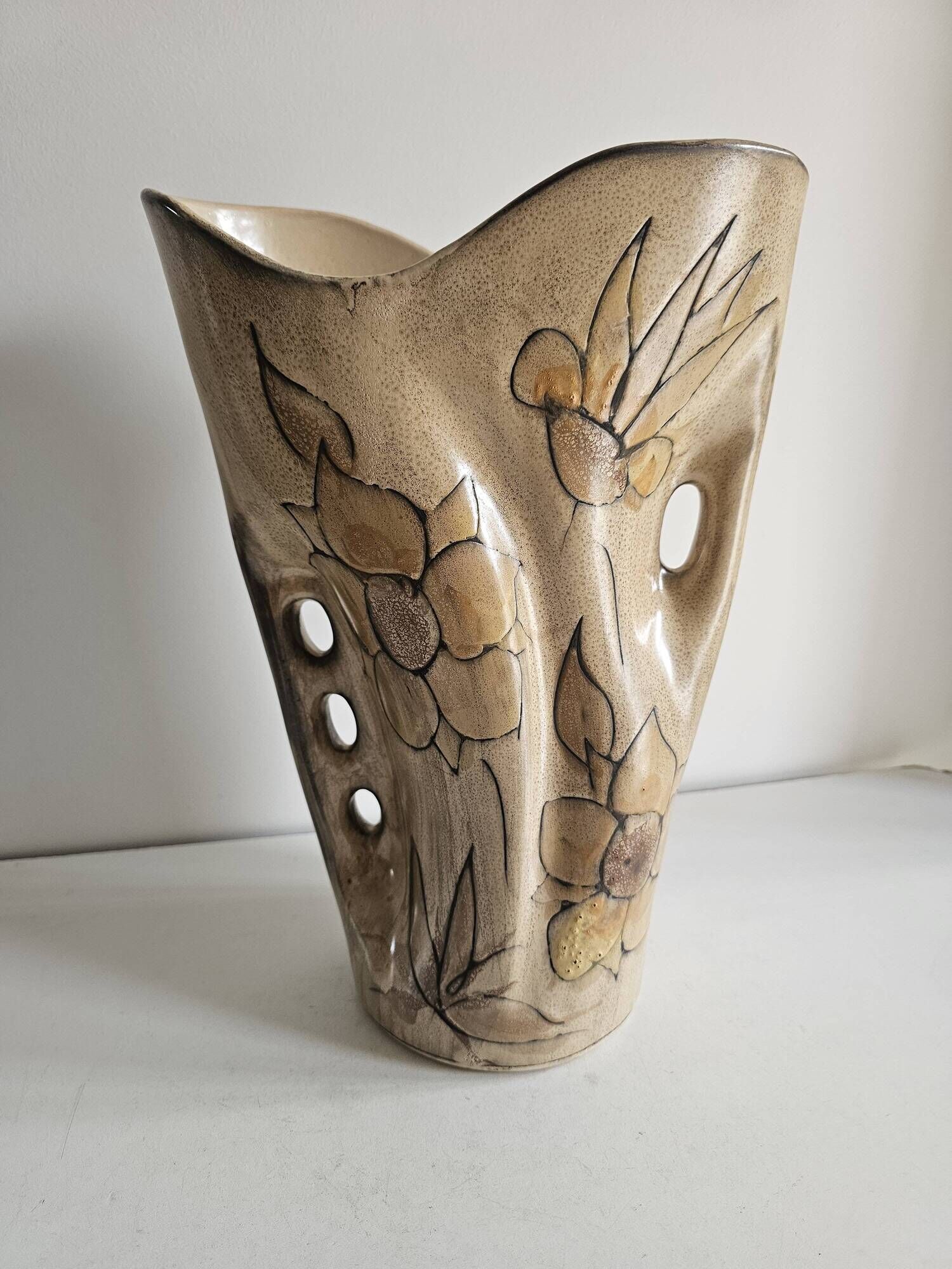 Large ceramic vase with floral pattern in the style of Vallauris.
