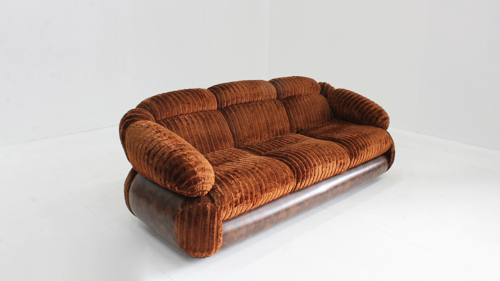 Vintage Italian 3 seater sofa velvet 1970s