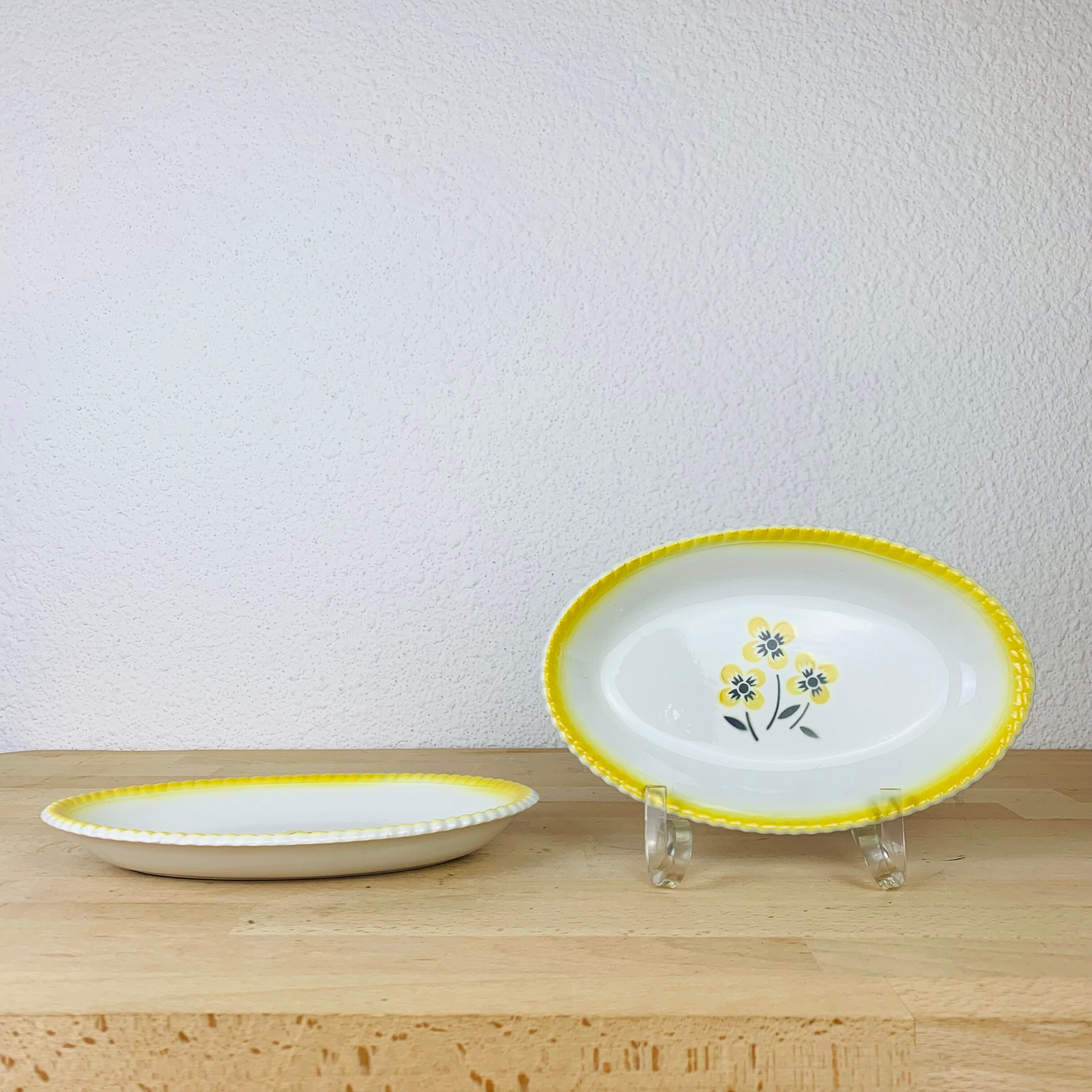 Saucer and two raviers vintage earthenware