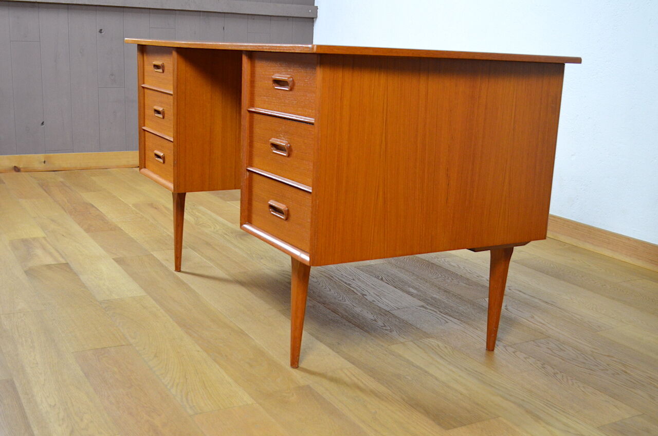 Bureau en teck travail scandinave 1960