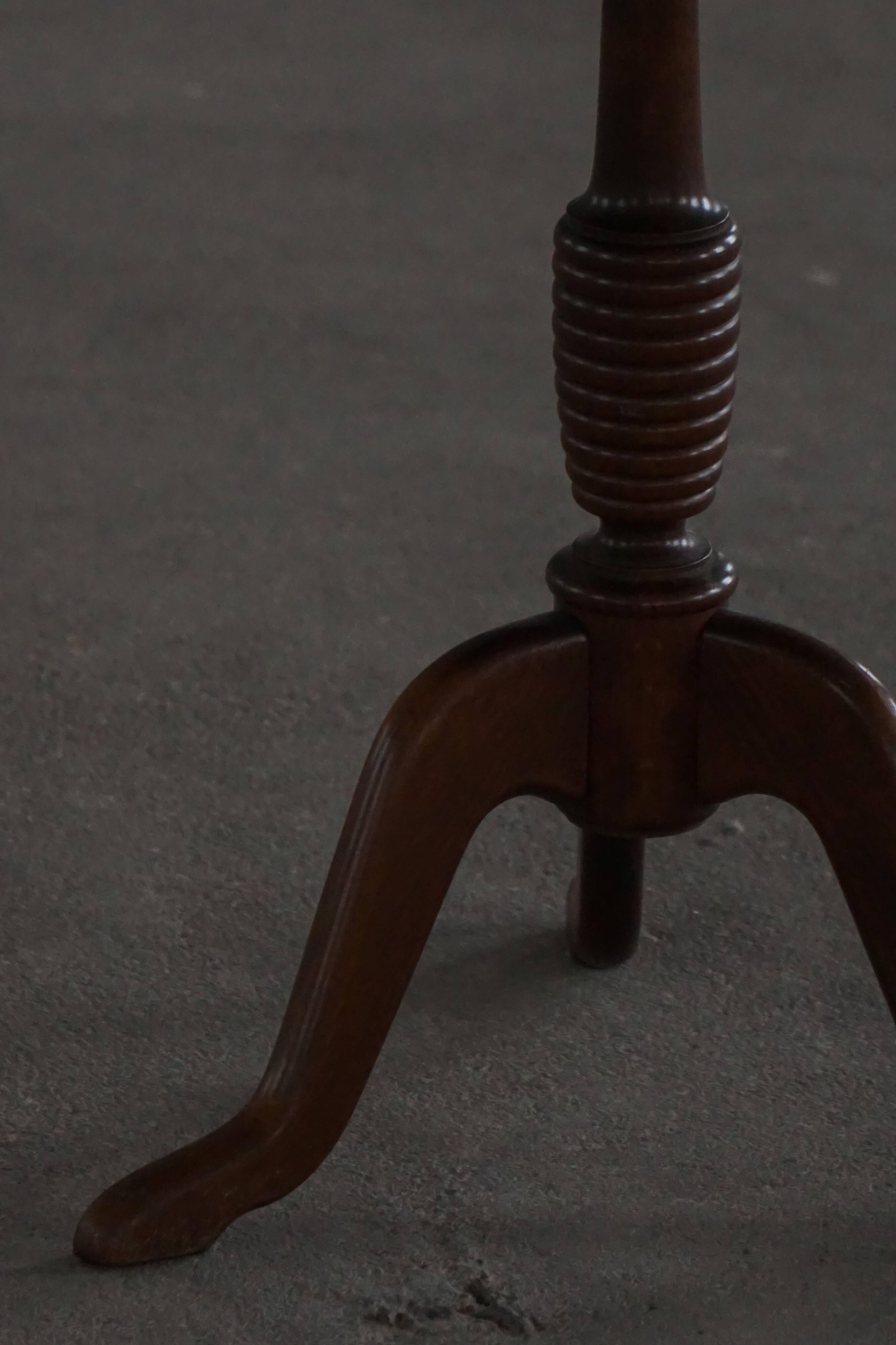 Mid-20th century modern Danish side table by Anton Kildeberg, model 210, 1960s.