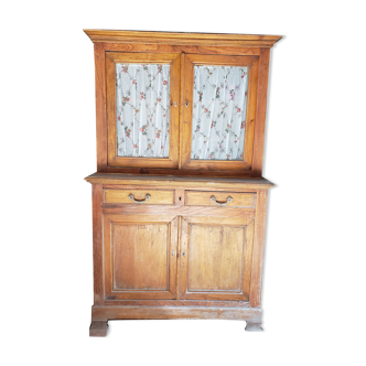 Old buffet