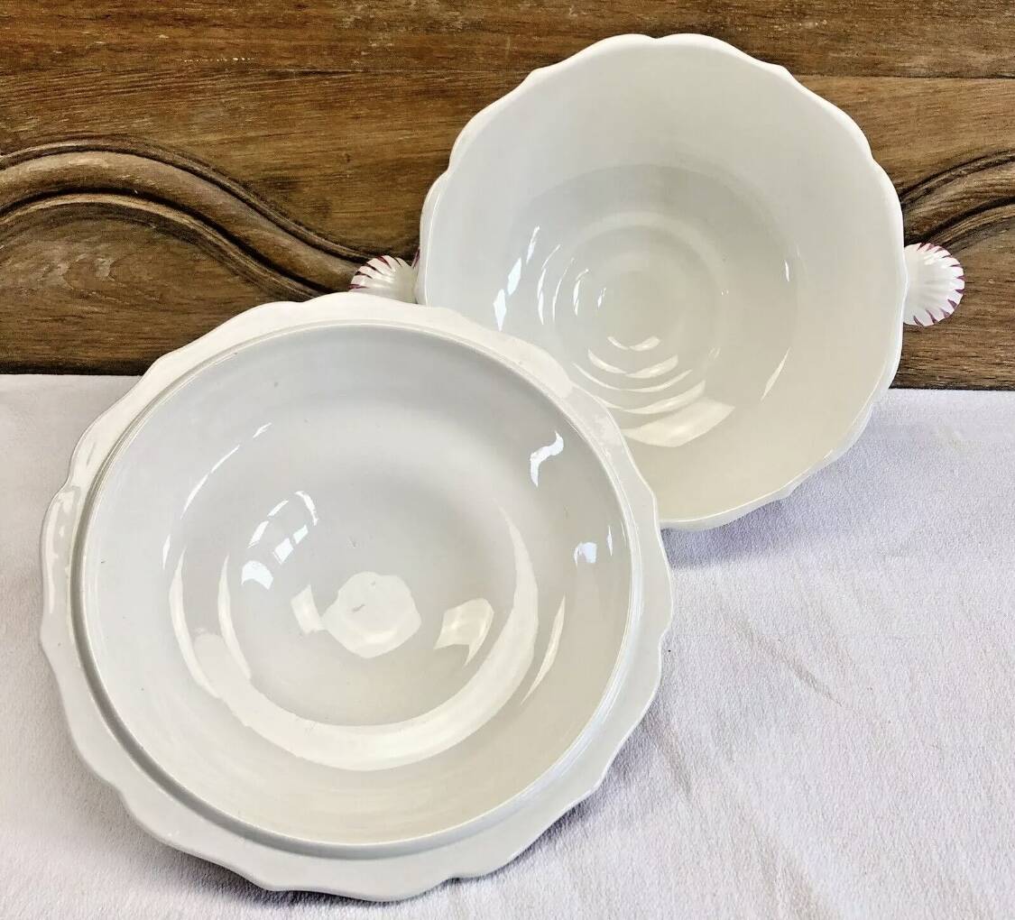 Antique large Gien vegetable soup tureen, pink landscape model, 1938/1960