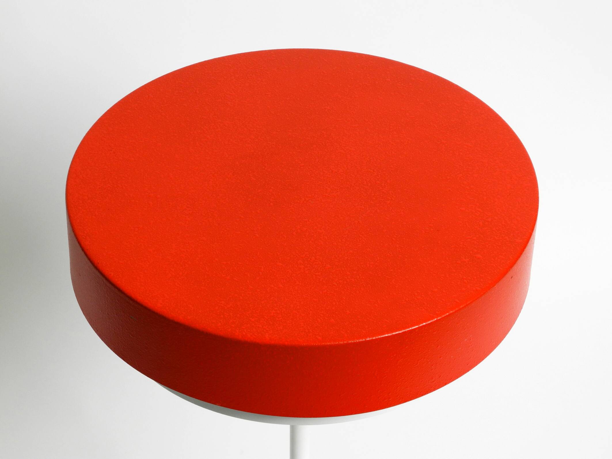 Rare mid-century metal patio floor lamp in very good original condition