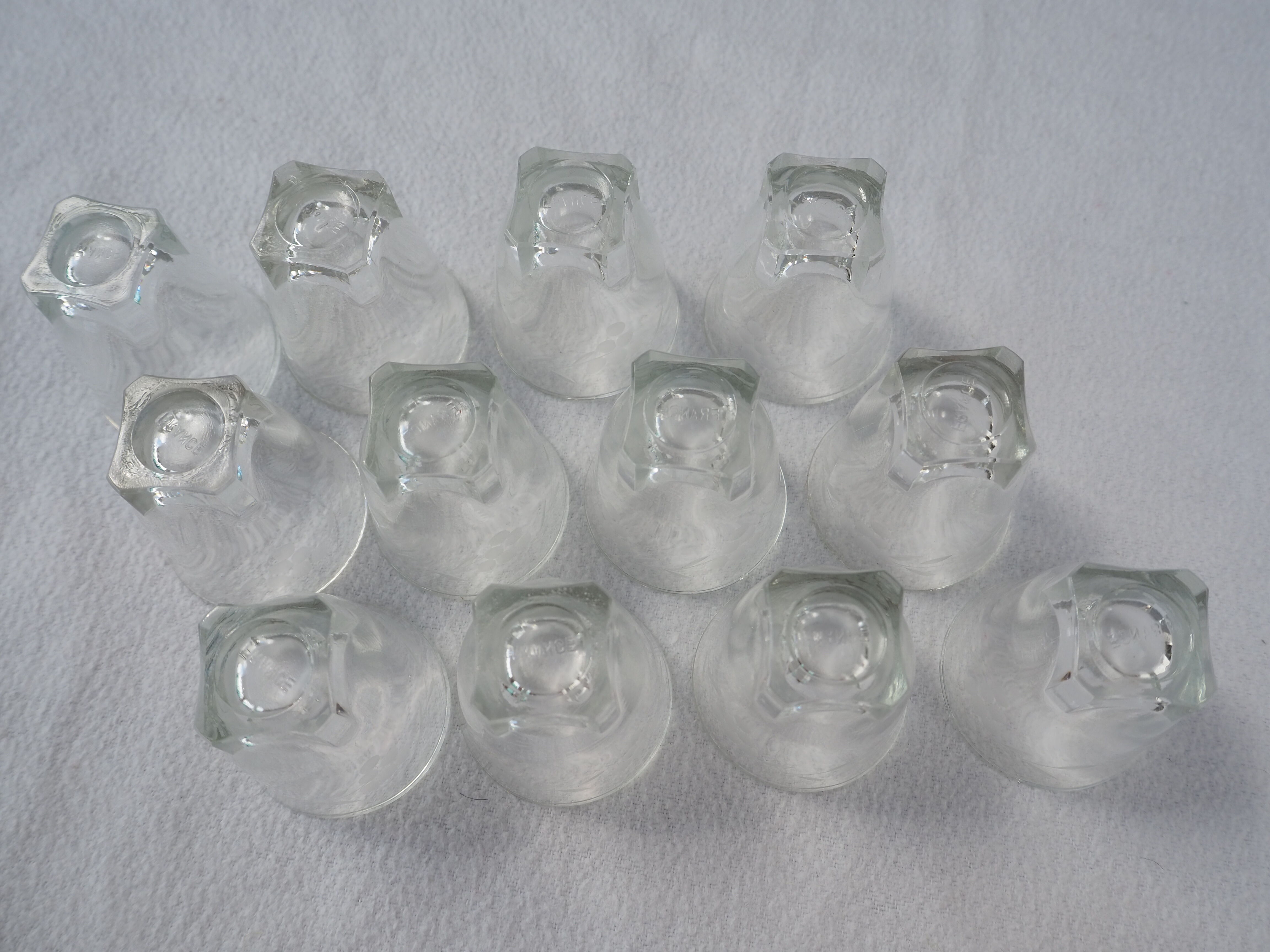 12 engraved liqueur glasses – from the 1960s-1970s