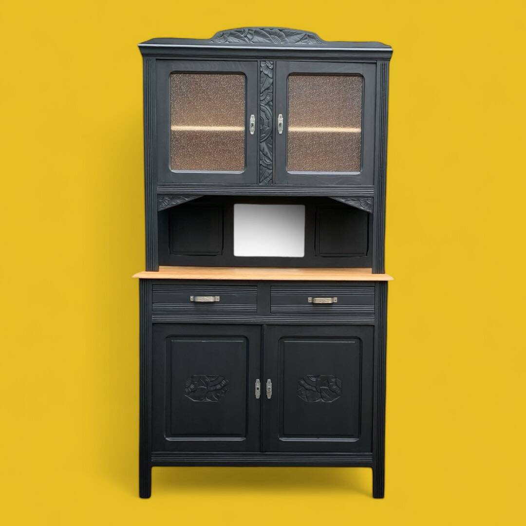 Parisian art deco buffet in solid walnut 1930