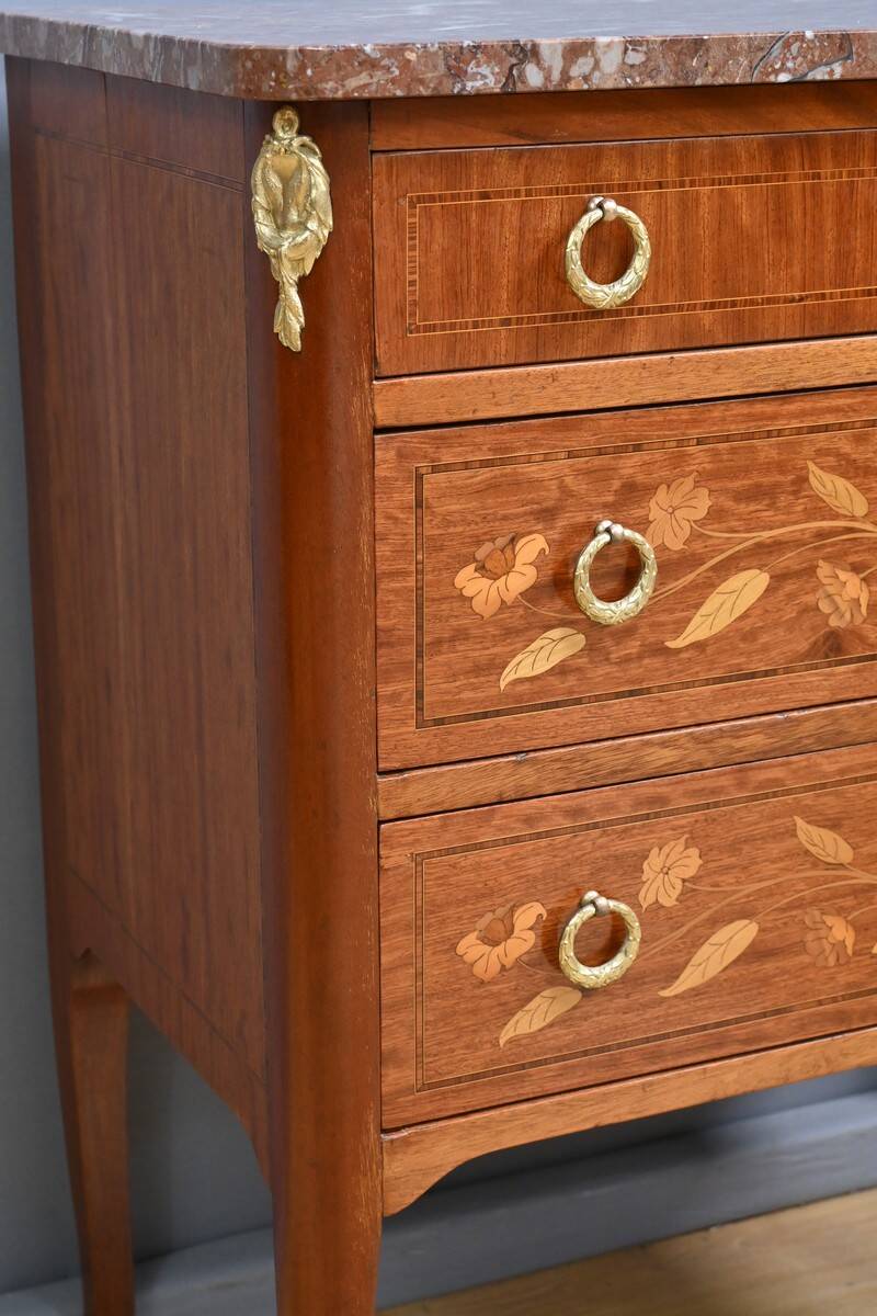 Petite Commode en Acajou Blond – Début XXe