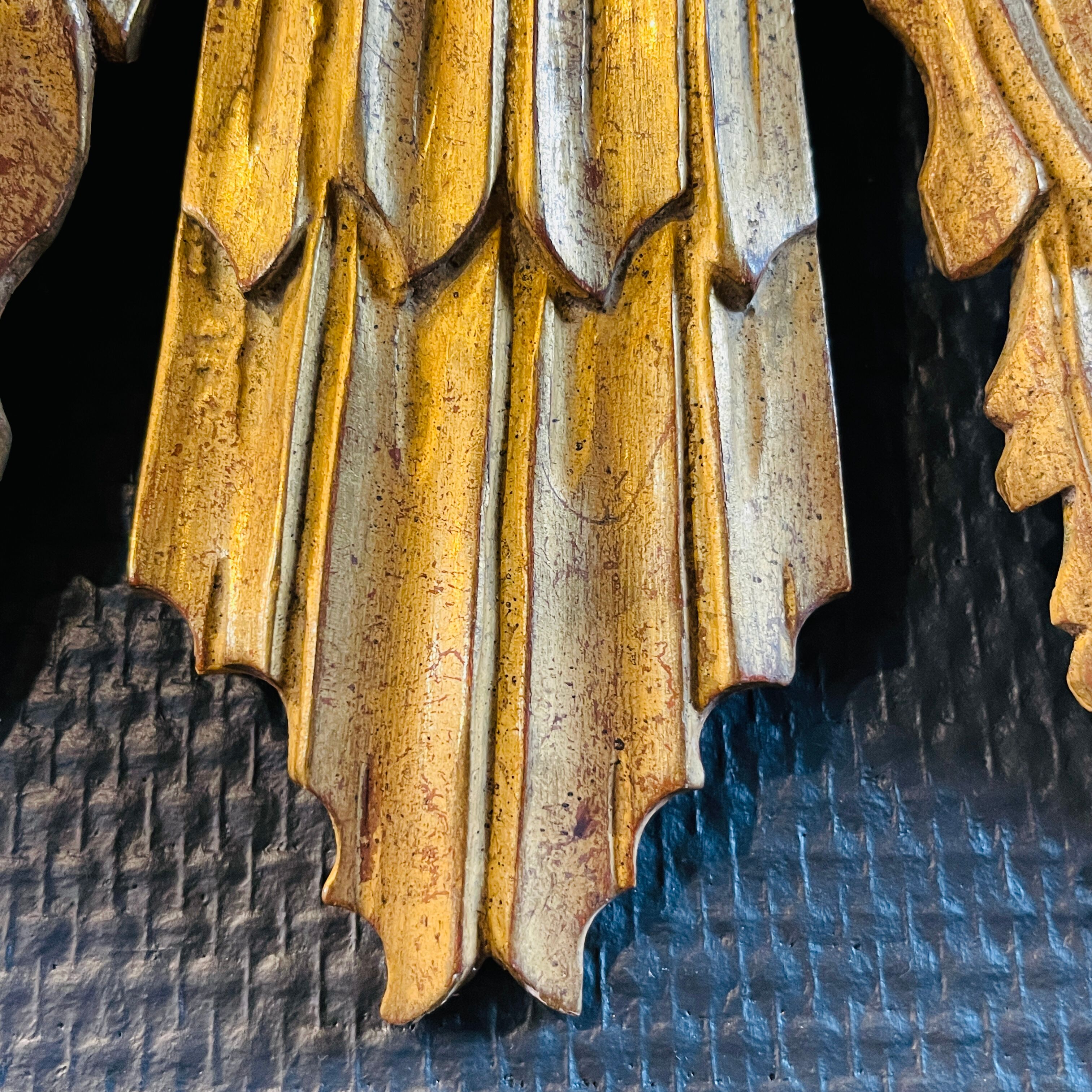 Miroir de sorcière, bois sculpté doré, ca 1950