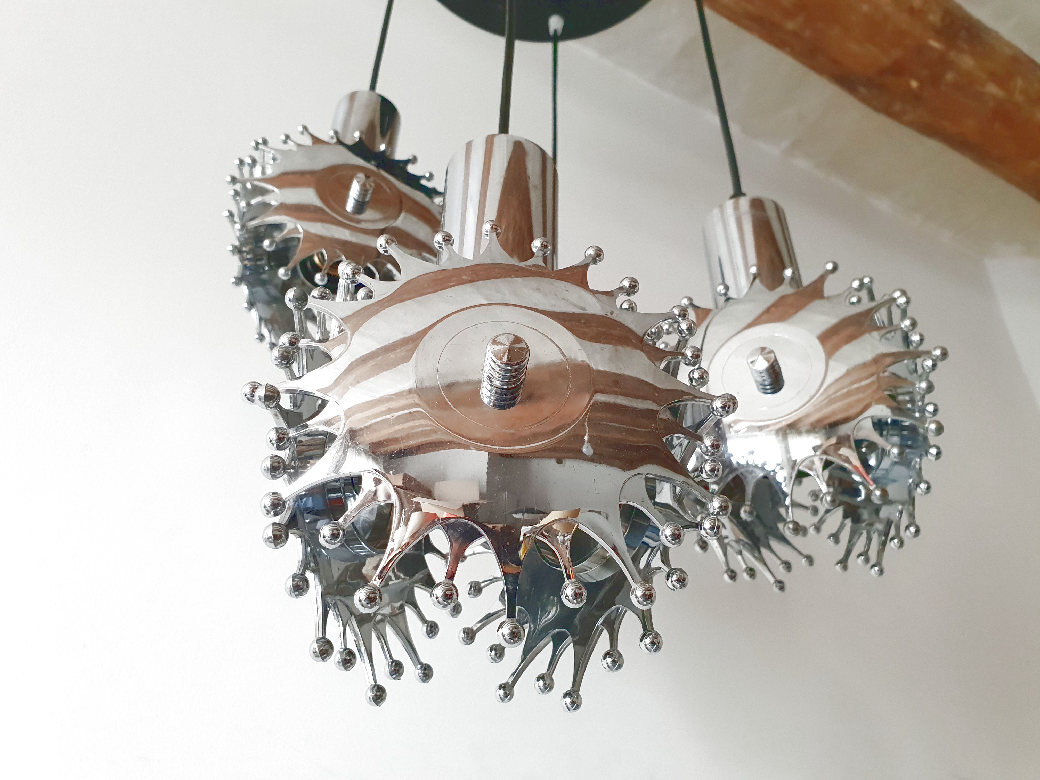 1970 Vintage waterfall suspension