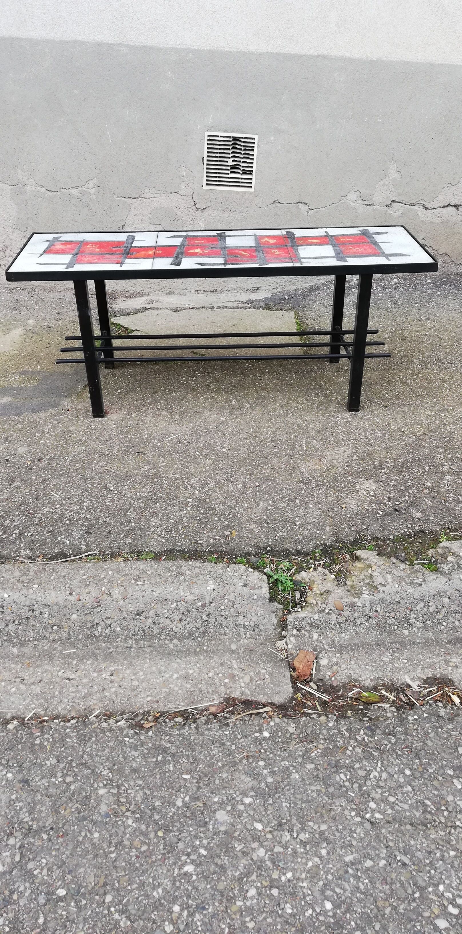Vintage coffee table metal and lava stone
