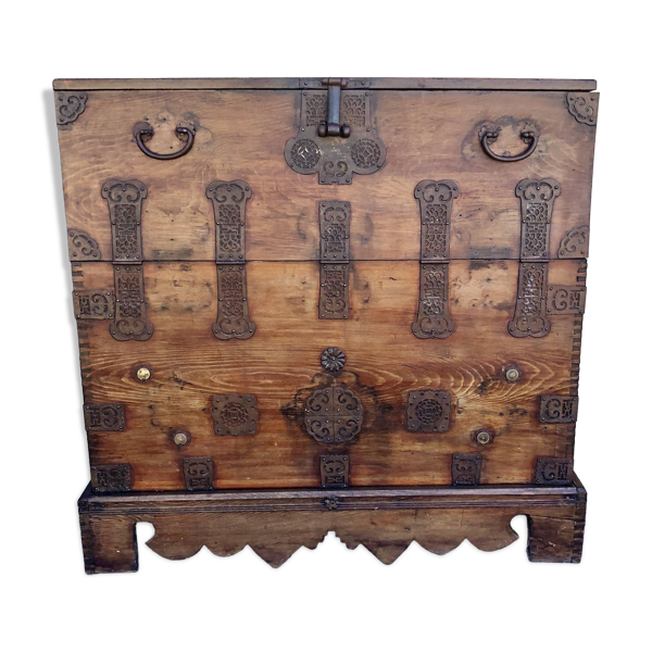 Coffre traditionnel de Corée