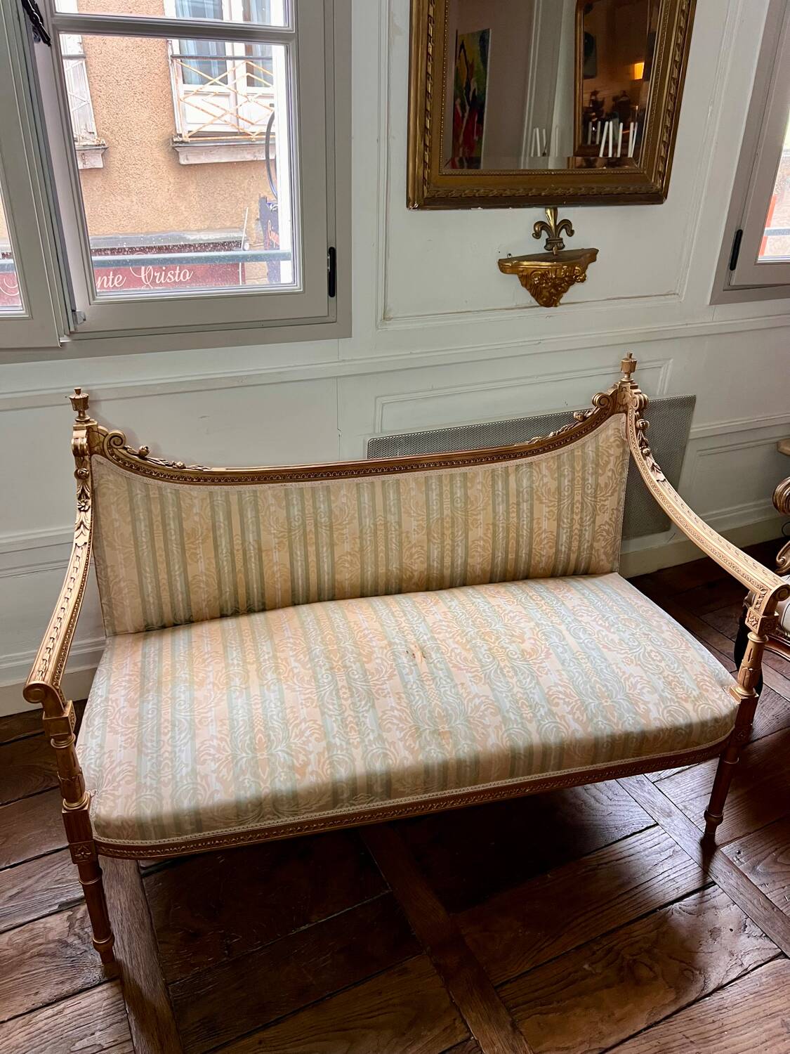 Exceptional Louis XVI style bench in gilded wood - Late 19th century
