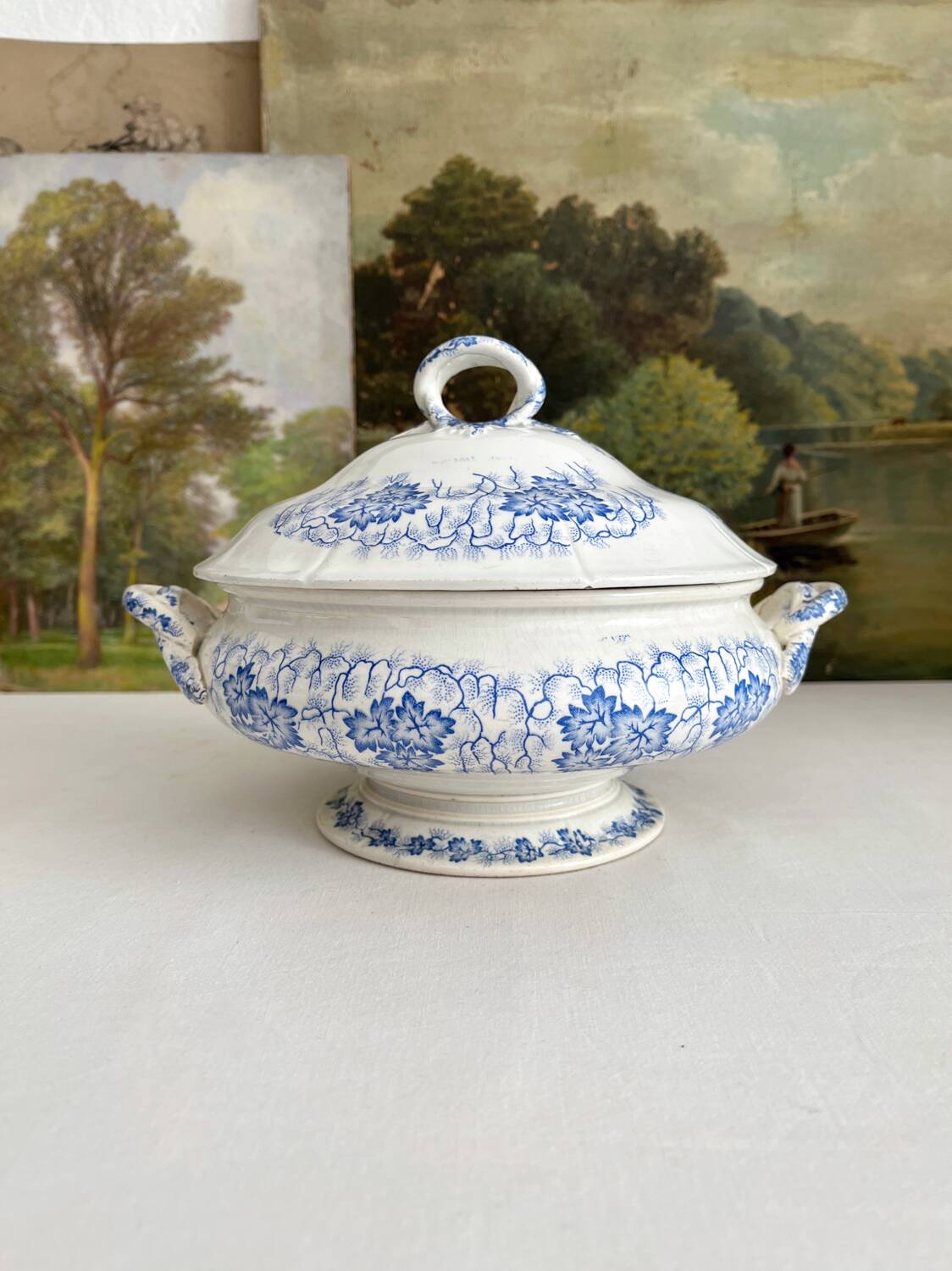 Antique ironstone tureen “Flora Lichen” Creil and Montereau