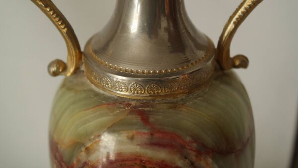 Amphore en onyx et etain vintage