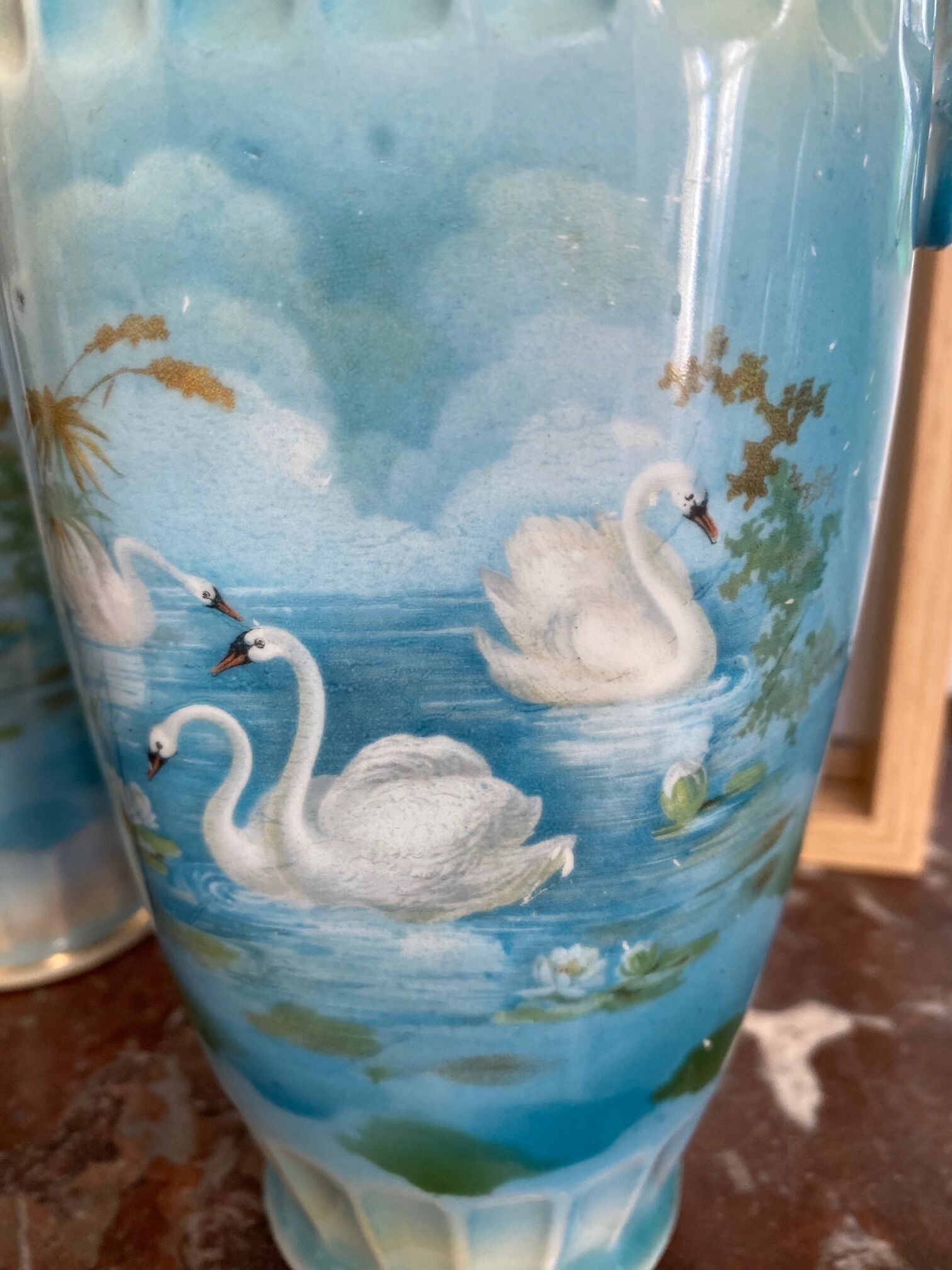 Paire de vases art nouveau décor lacustre