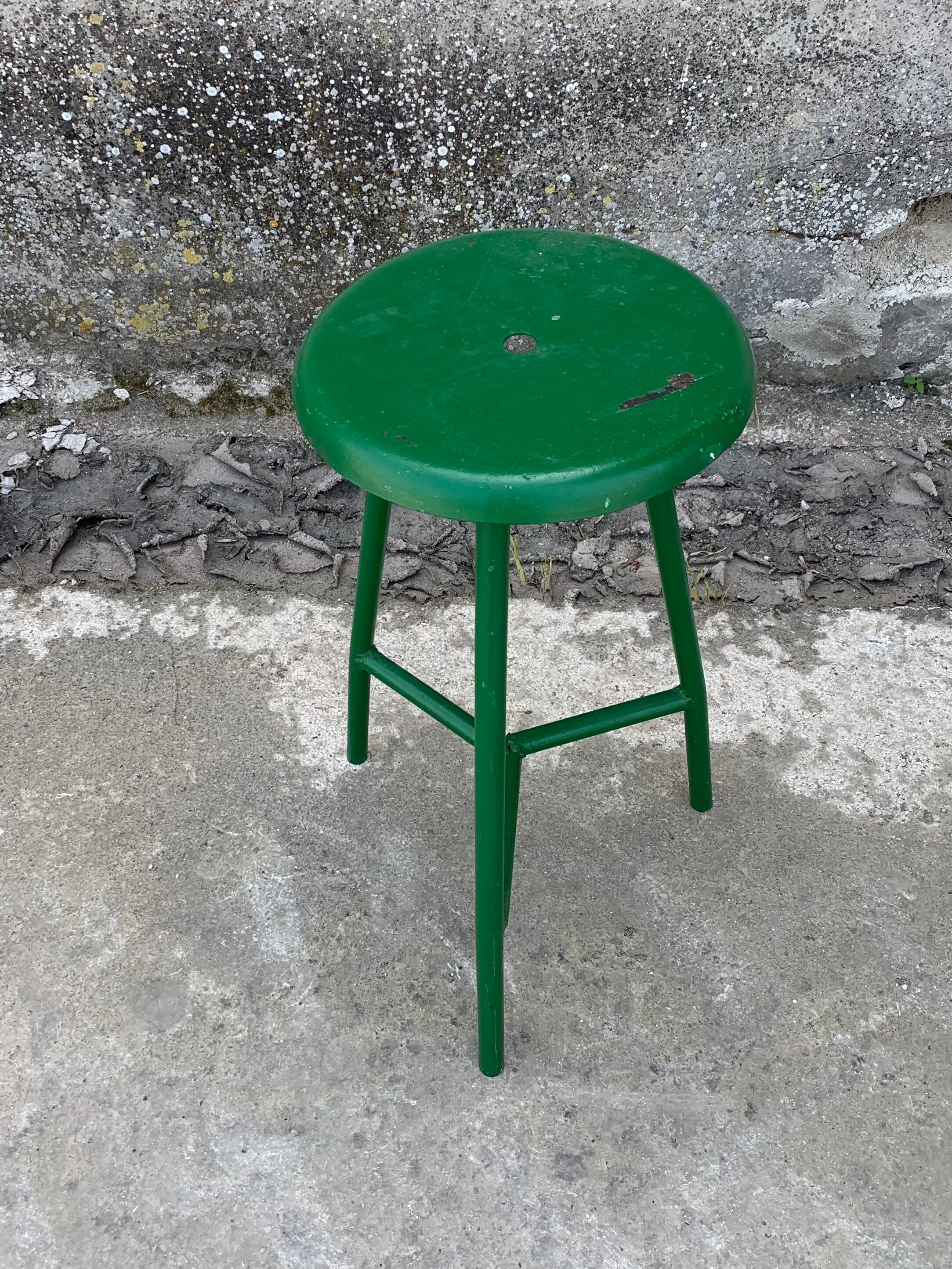 Workshop stool
