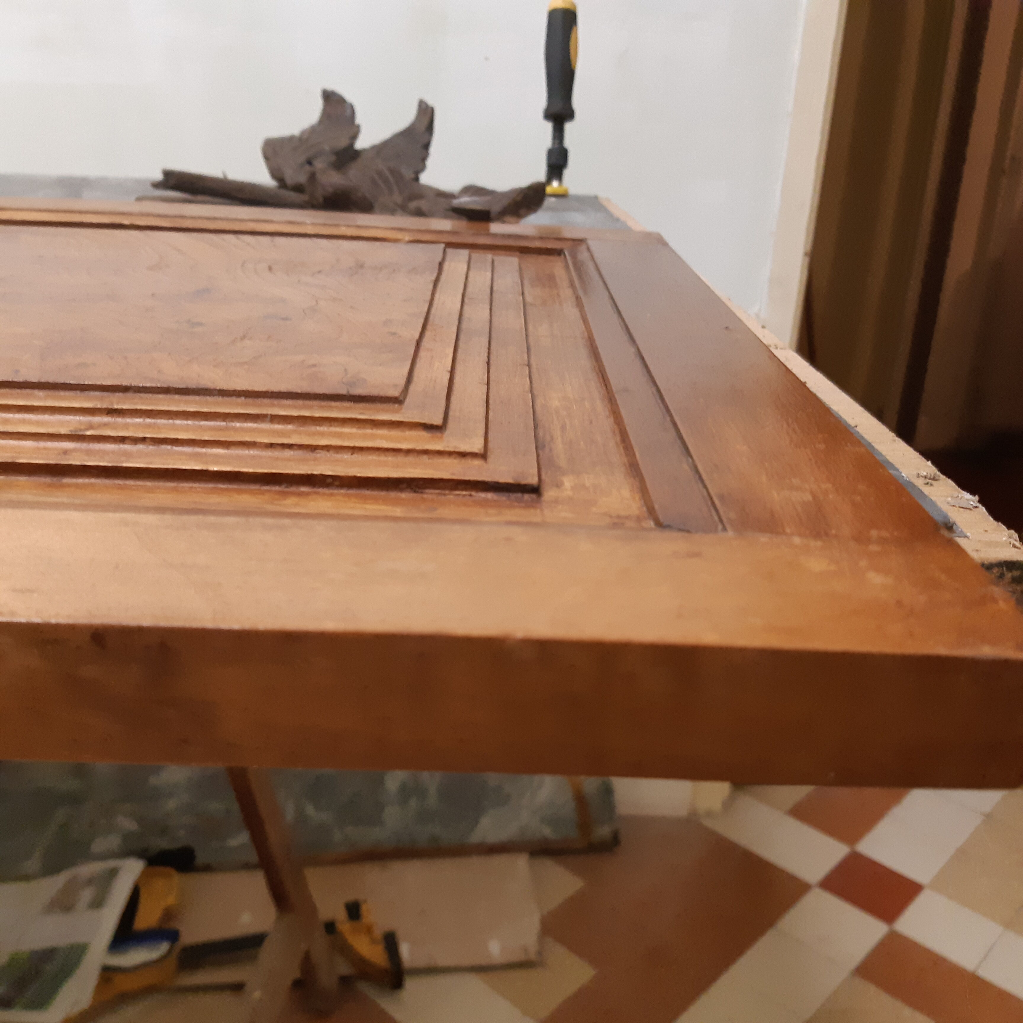 Art Deco notch